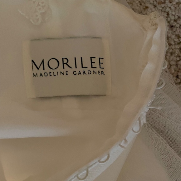 Beautiful Lace and Tulle Sleeveless A-Line Wedding Dress  Voyage Bridal Collecti - Picture 2 of 11